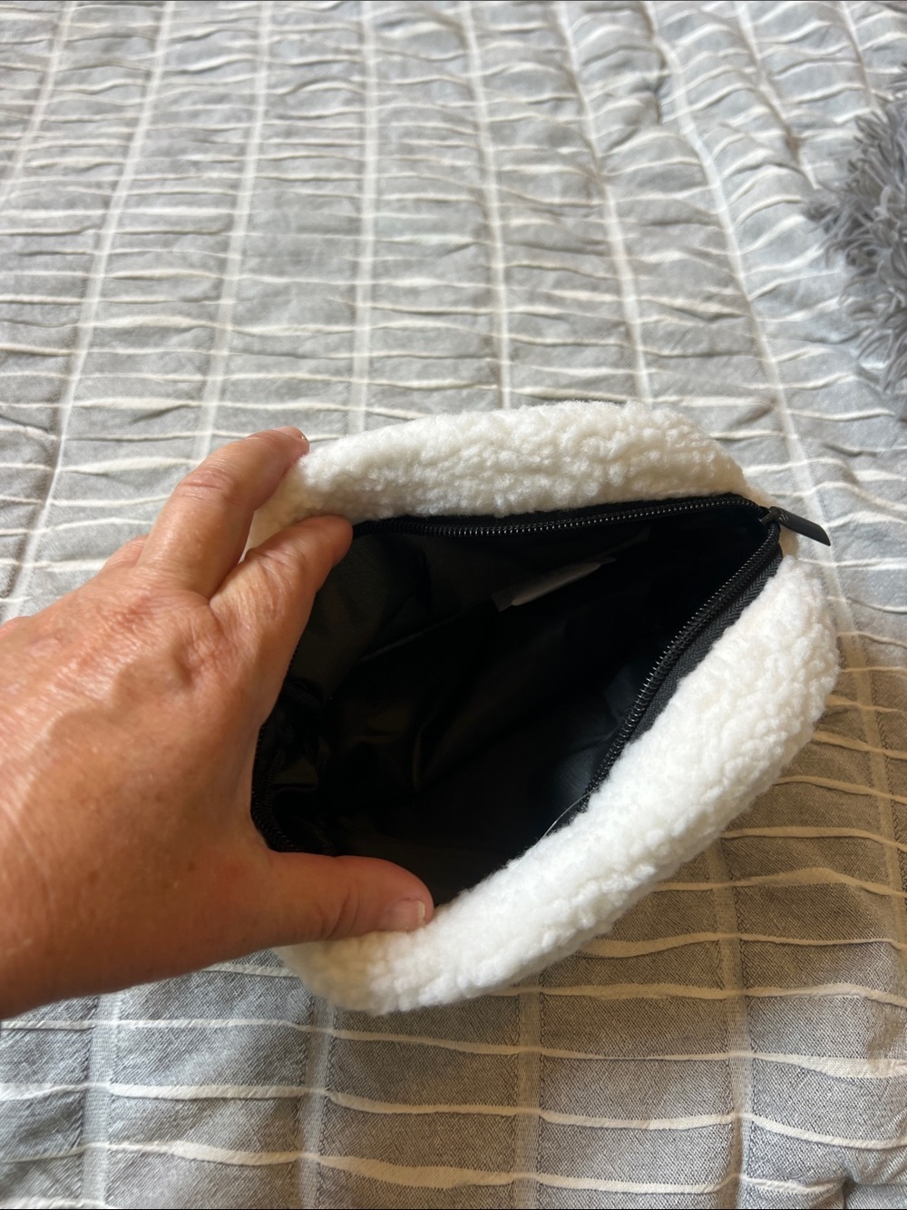 kate spade Cream Sherpa Wristlet Clutch - Picture 6 of 6